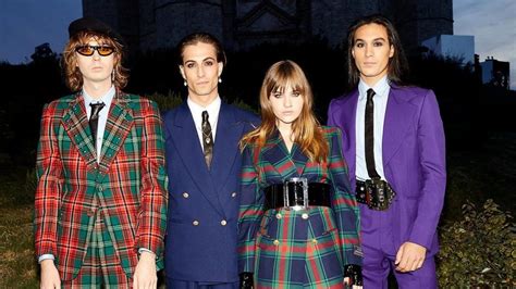 Maneskin in concerto a sorpresa alla sfilata di Gucci Cosmogonie 